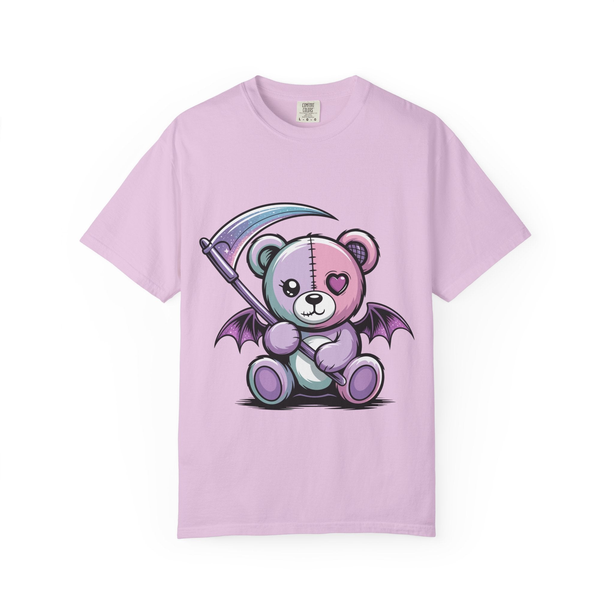 Pastel Goth Teddy Bear T-Shirt – Cute Dark Aesthetic Bear with Scythe | Creepy Cute Kawaii Goth Graphic