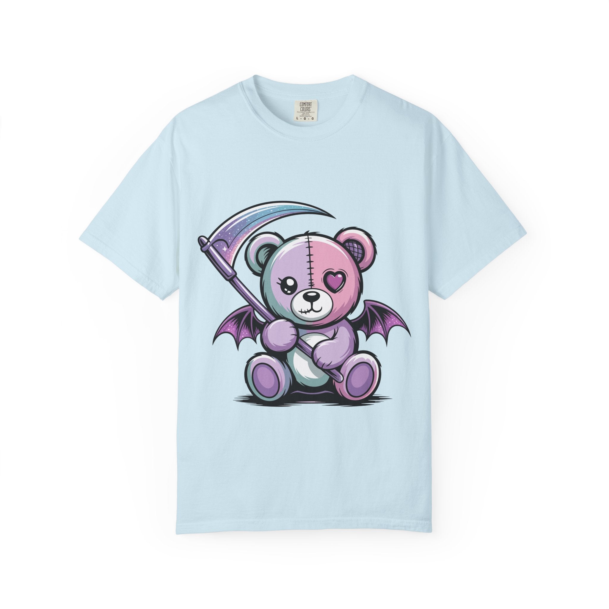 Pastel Goth Teddy Bear T-Shirt – Cute Dark Aesthetic Bear with Scythe | Creepy Cute Kawaii Goth Graphic