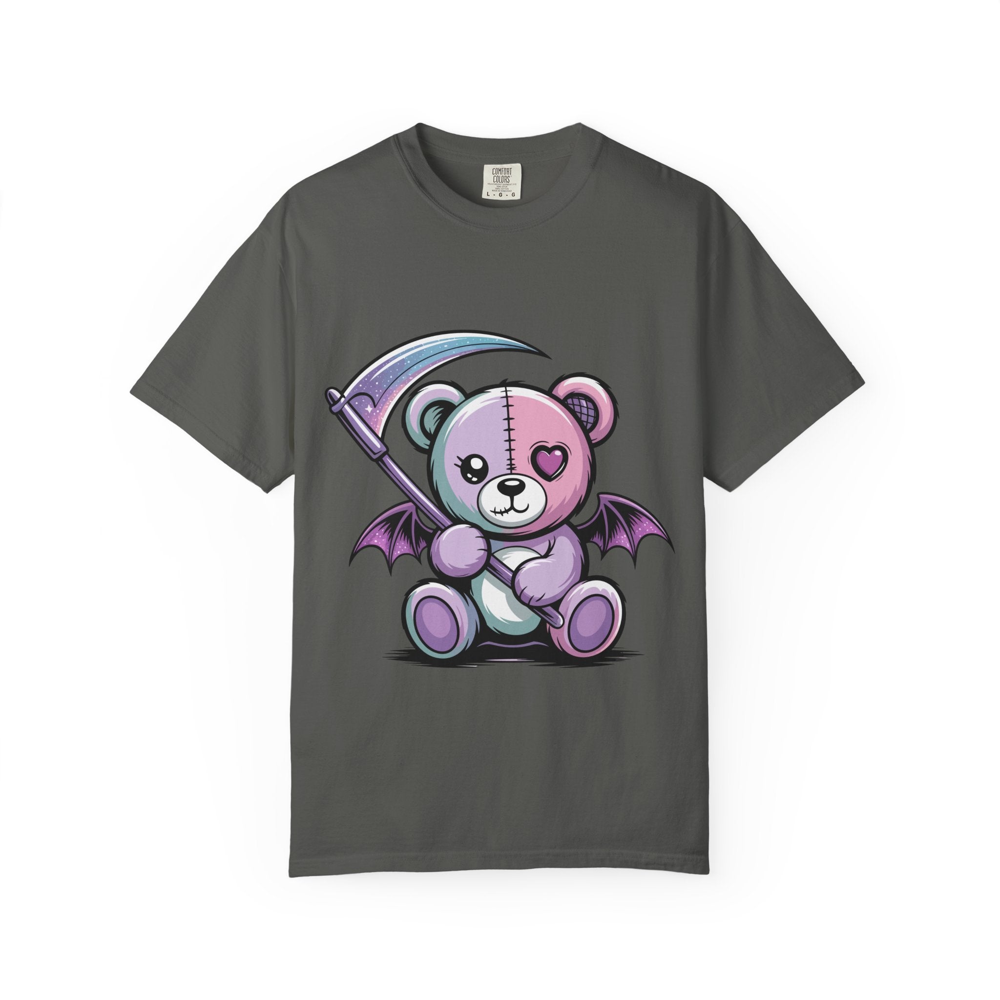 Pastel Goth Teddy Bear T-Shirt – Cute Dark Aesthetic Bear with Scythe | Creepy Cute Kawaii Goth Graphic