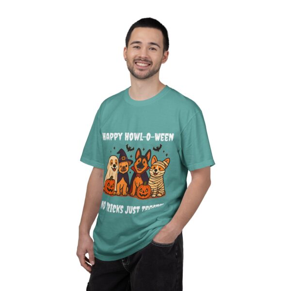 Funny Dog Halloween Shirt – Happy Howl-O-Ween Dog Costume Graphic Tee | Cute Dog Halloween Party Shirt