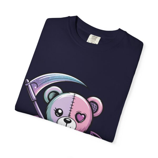 Pastel Goth Teddy Bear T-Shirt – Cute Dark Aesthetic Bear with Scythe | Creepy Cute Kawaii Goth Graphic