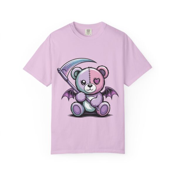 Pastel Goth Teddy Bear T-Shirt – Cute Dark Aesthetic Bear with Scythe | Creepy Cute Kawaii Goth Graphic