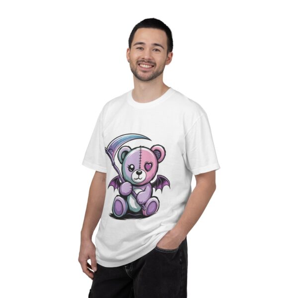 Pastel Goth Teddy Bear T-Shirt – Cute Dark Aesthetic Bear with Scythe | Creepy Cute Kawaii Goth Graphic